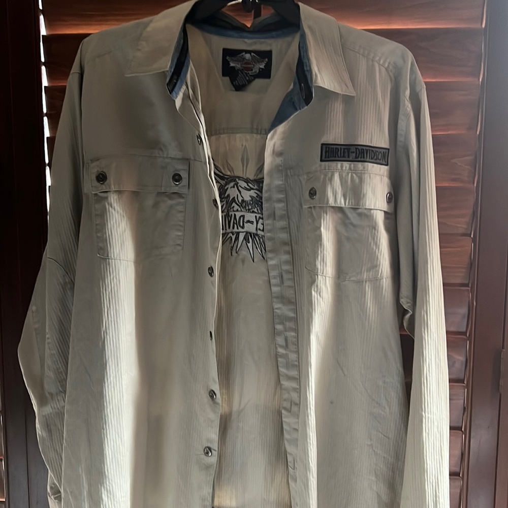 Mens Harley Davidson shirt